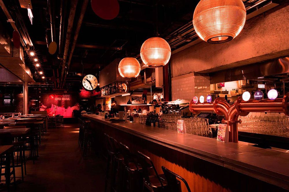 hmv Bar and Restaurant